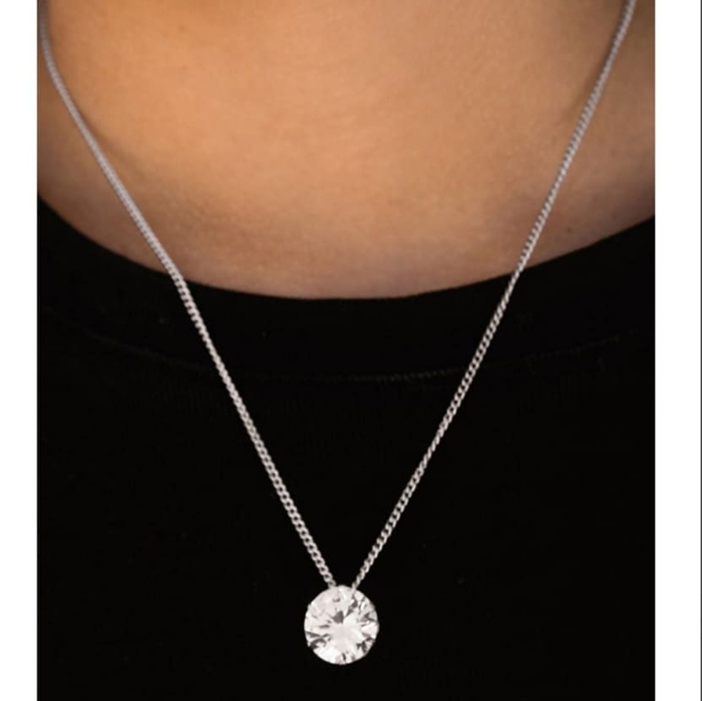 Necklace - Picture 2 of 3